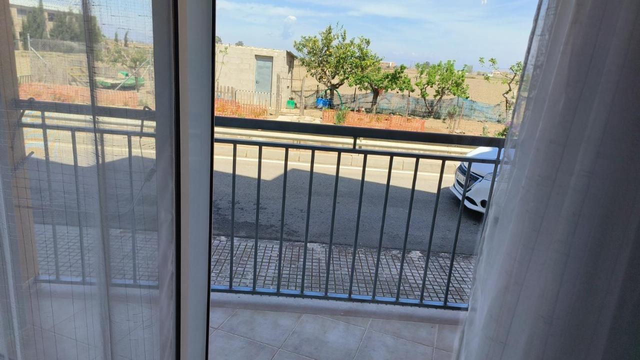 Апартаменти Apartamento En Els Muntells Екстер'єр фото